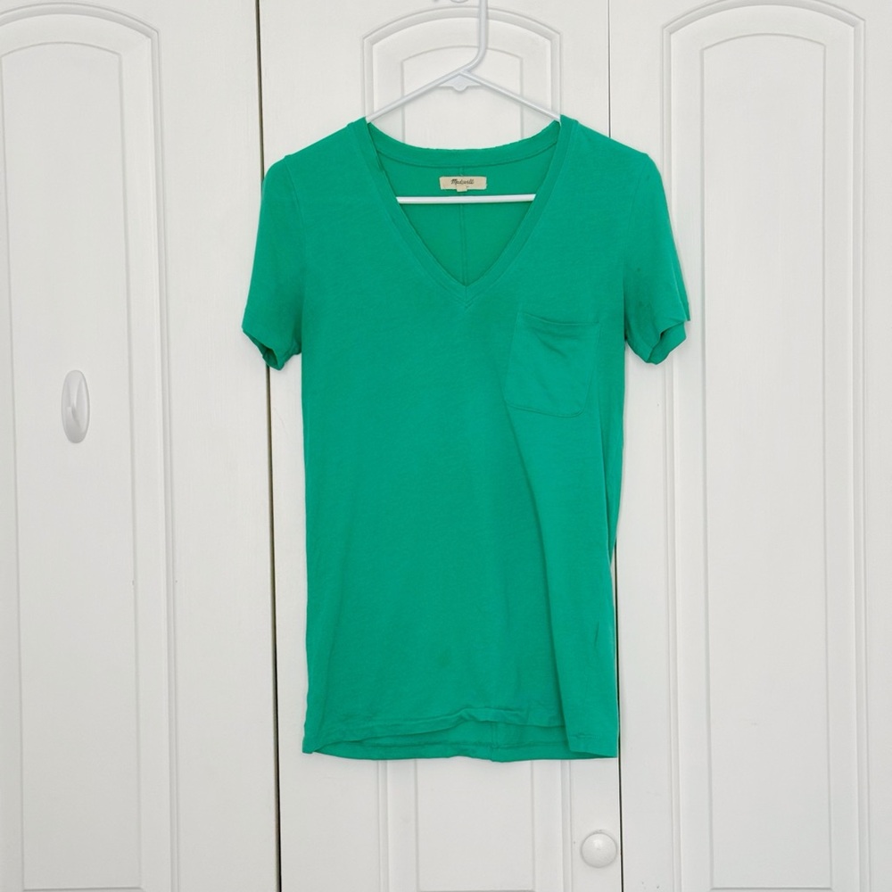 Madewell Cotton Green V-Neck pocket tee